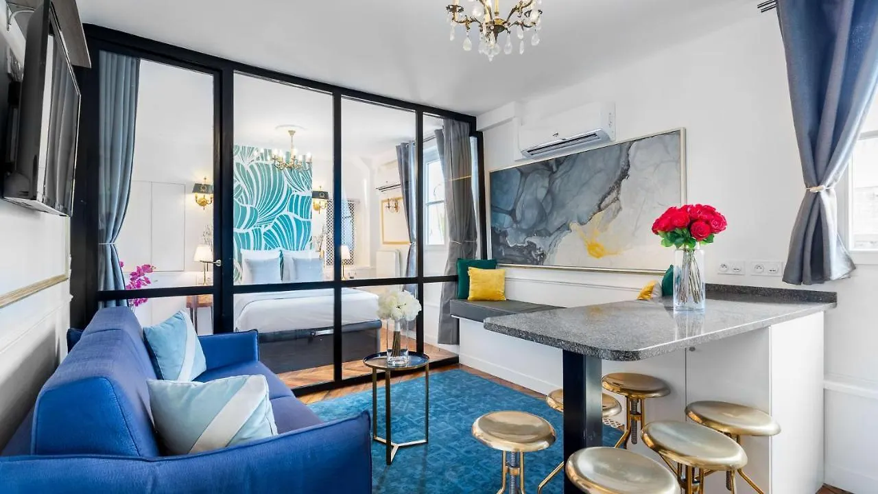 Merveil - Luxury - Champs Elysees - Royale I Daire Paris