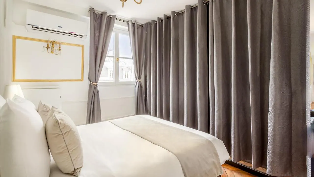 Merveil - Luxury - Champs Elysees - Royale I Daire Paris